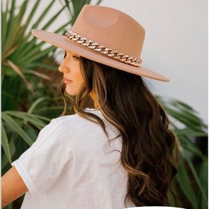 Tan Hat